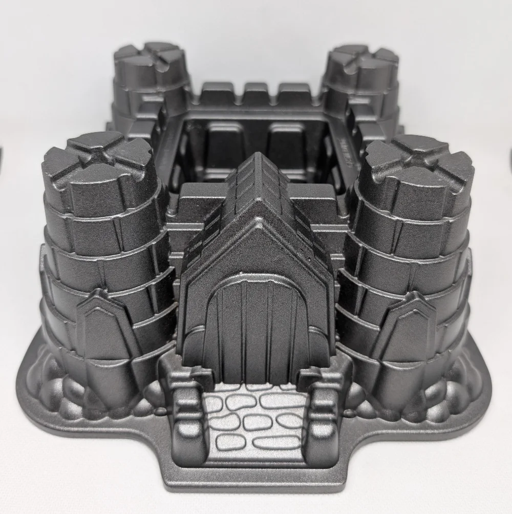 Nordic Ware 10 Cup Castle Bundt‎ Baking Pan